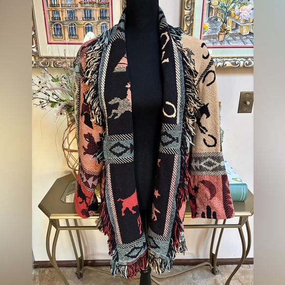 WRAPPER VINTAGE NATIVE WESTERN TAPESTRY FRINGE WRAP BLANKET COAT JACKET SIZE OS - Picture 4 of 15